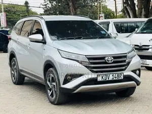 Toyota Rush 2019 Silver