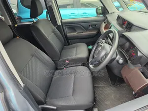 Toyota Tank 2019 Silver