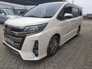 Toyota Noah 2017 White