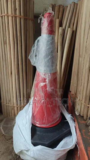 75cm Traffic Cones