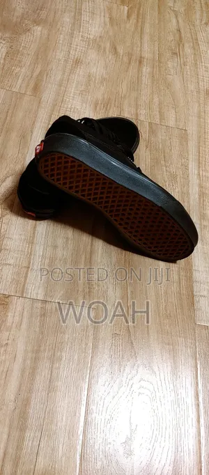 Vans Off the Wall - Black on Black