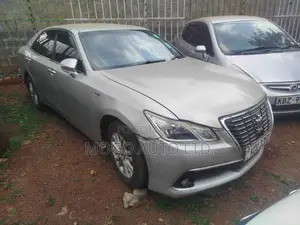 Toyota Crown 2013 Silver