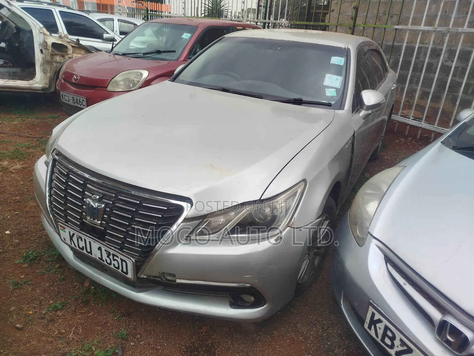 Toyota Crown 2013 Silver