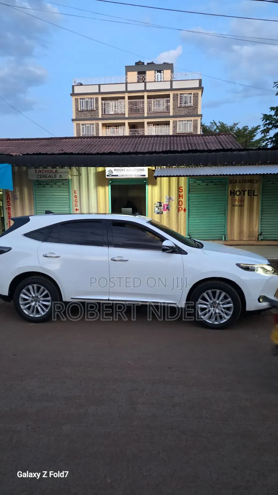 Toyota Harrier 2014 White