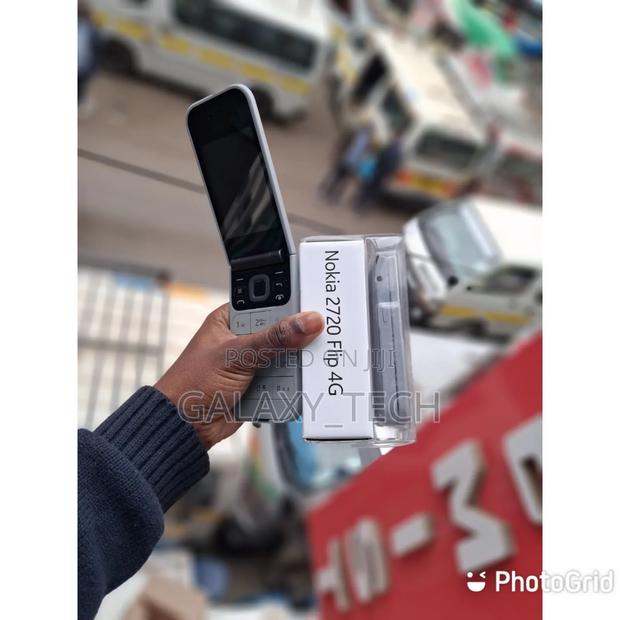 New Nokia 2720 Flip 512 GB - thumbnail 2