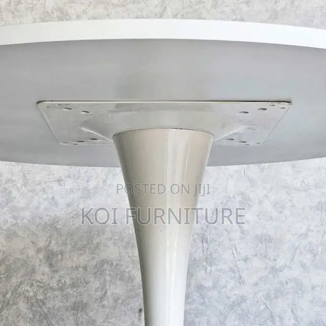 Coffee Table; Round Marble Execellence Coffee Table