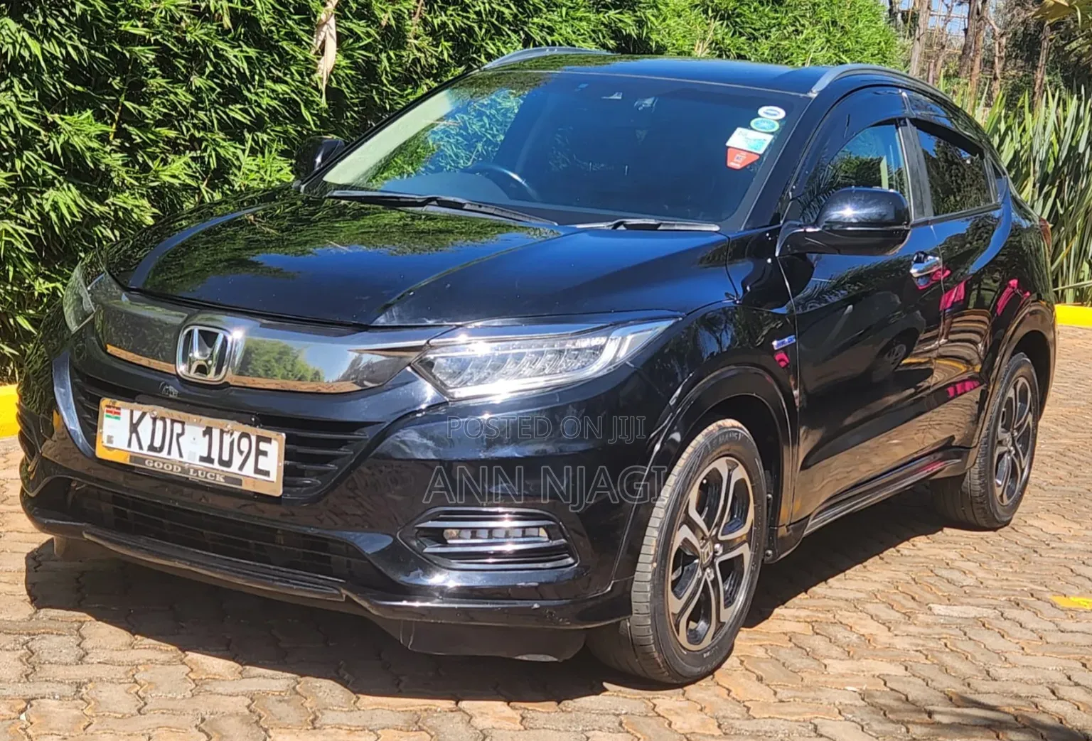 Honda Vezel 2018 Black