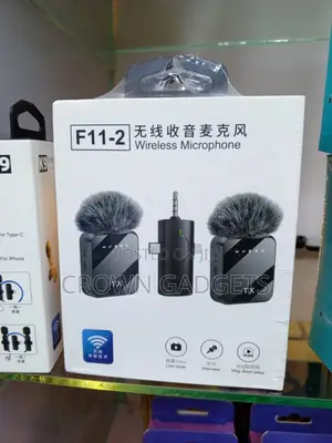 F11-2 Wireless Lavalier Mic 20M Range Plug Play