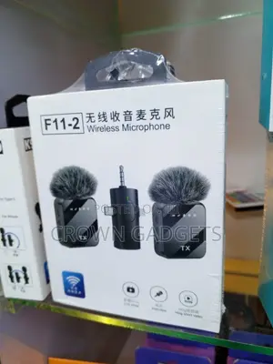 F11-2 Wireless Lavalier Mic 20M Range Plug Play