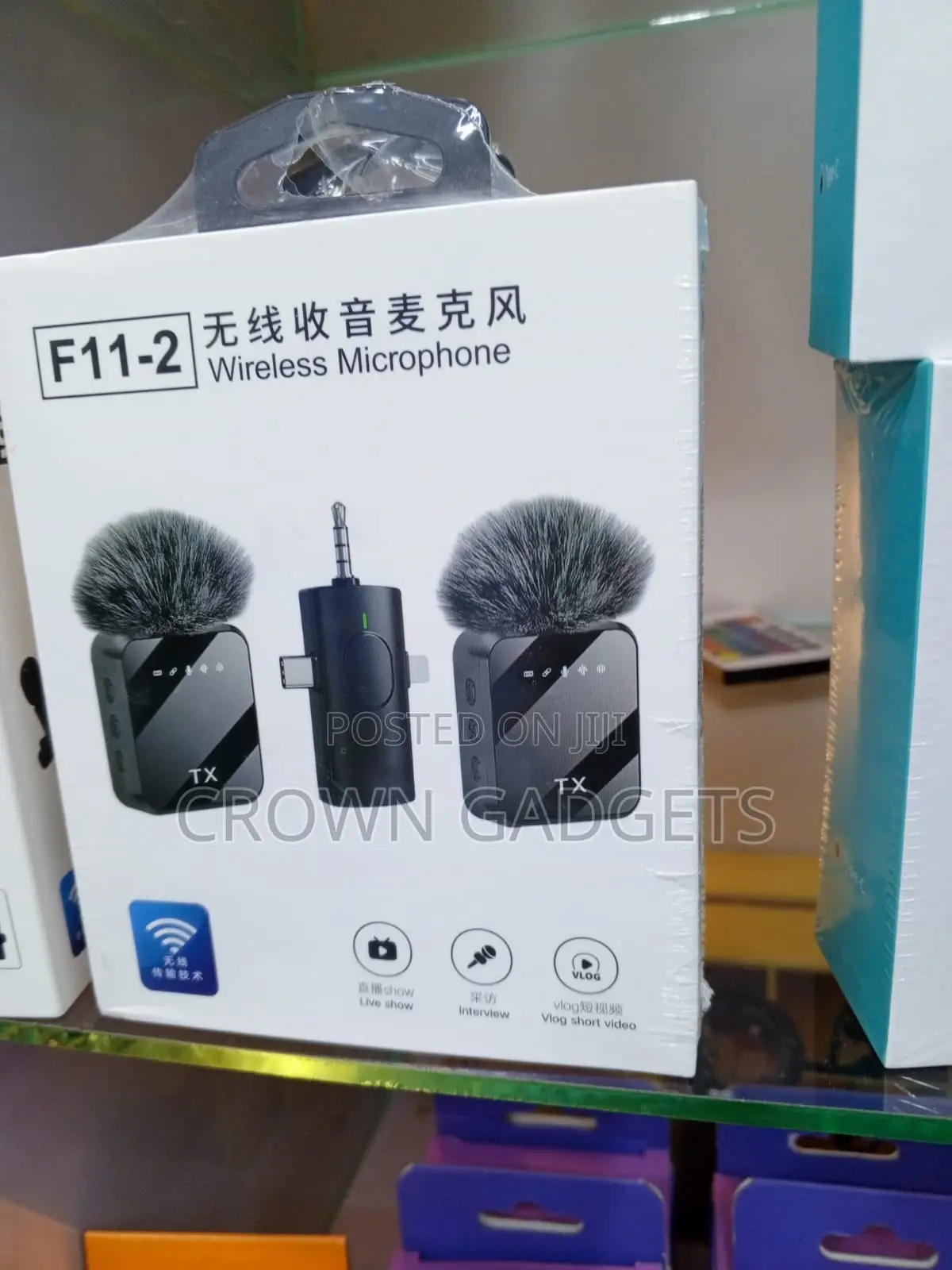 F11-2 Wireless Lavalier Mic 20M Range Plug Play