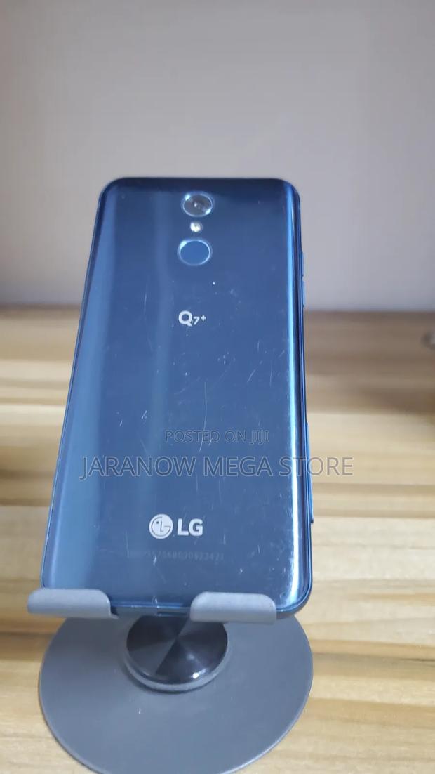 LG Q7 Plus 64 GB Blue - thumbnail 3