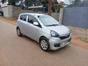 Daihatsu Mira 2014 Silver