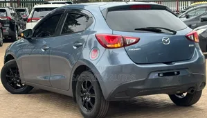 Mazda Demio 2016 Blue
