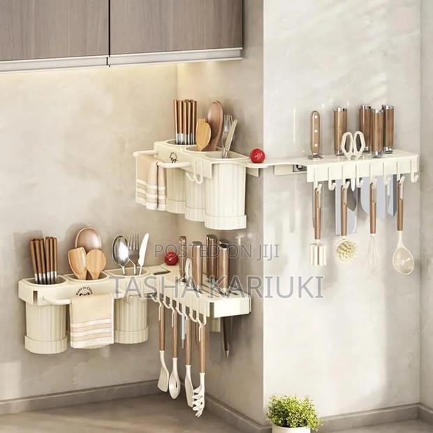 Multifunctional Wall Mounted Cutlery Storage Rack. _Spad