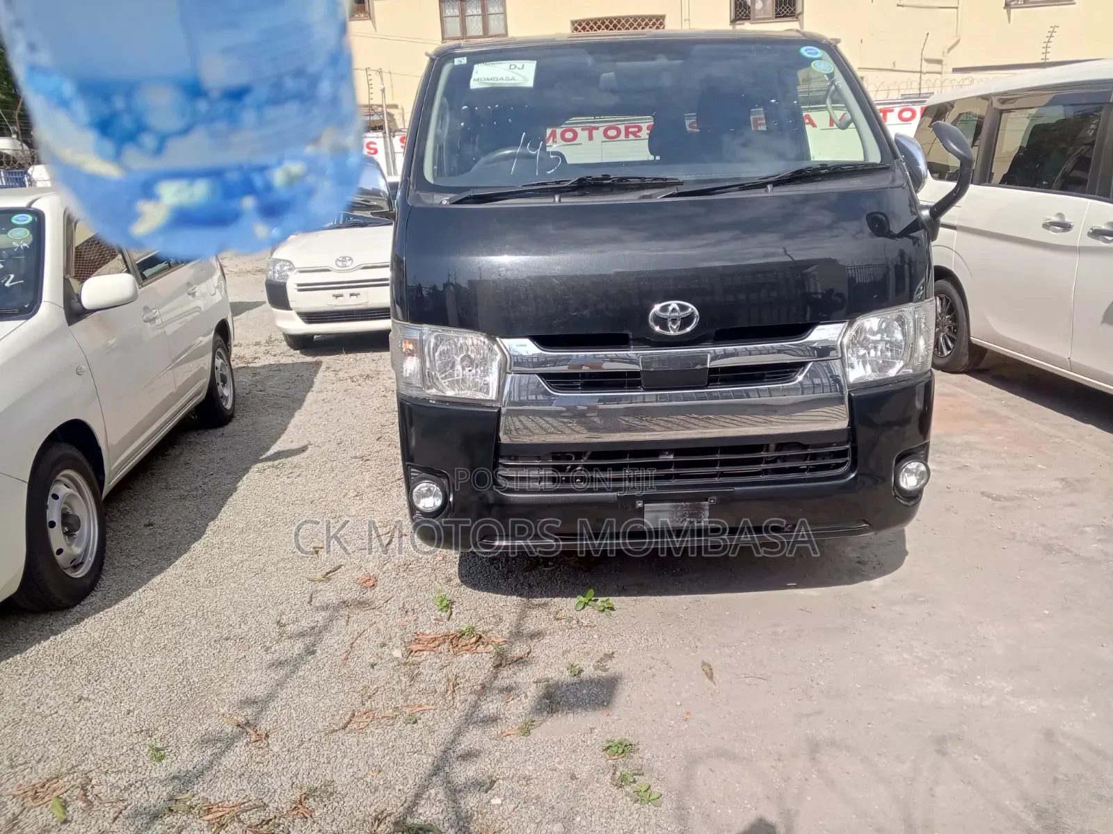 Toyota HiAce 2019 Black