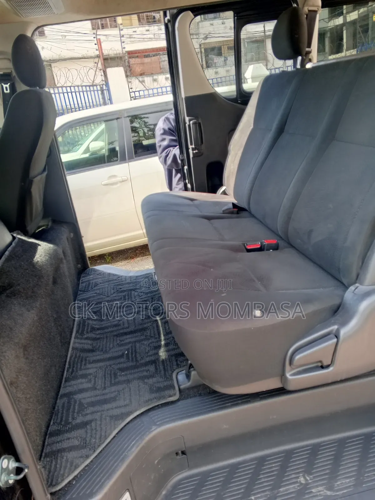 Toyota HiAce 2019 Black