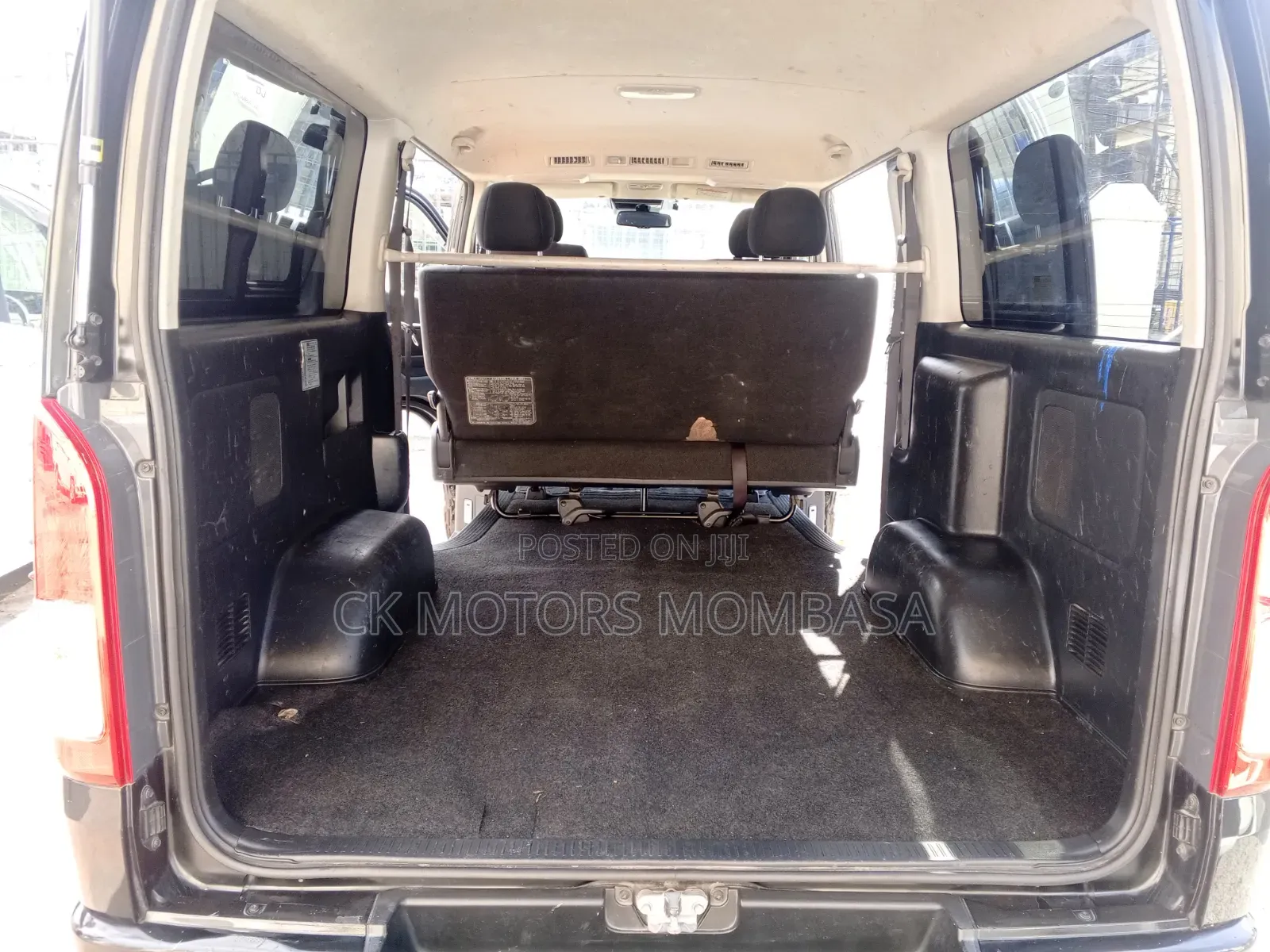 Toyota HiAce 2019 Black
