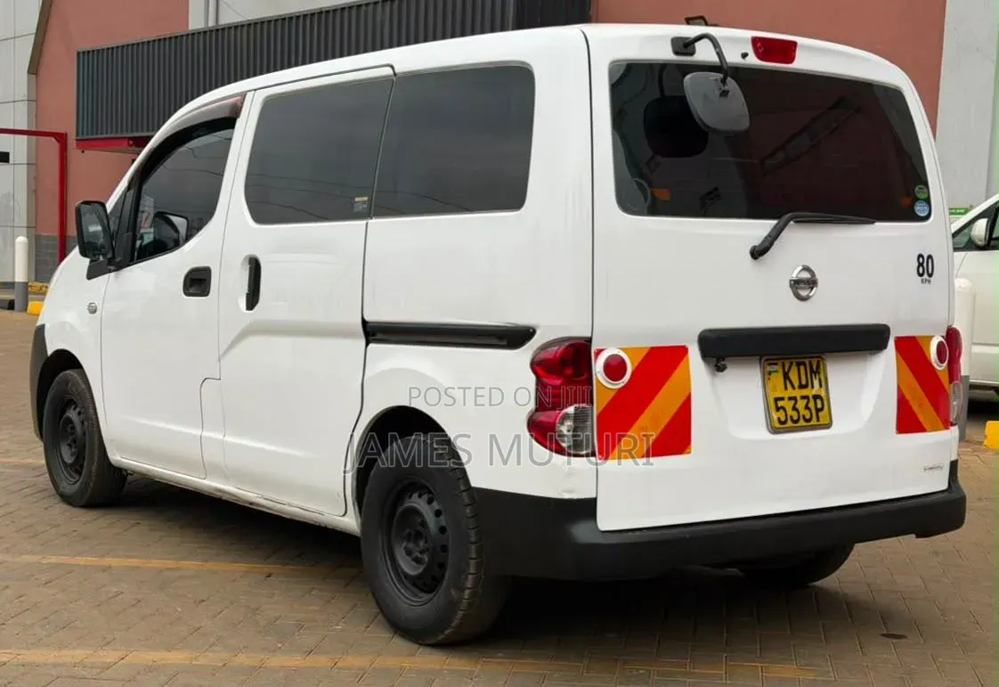 Nissan NV200 2015 White