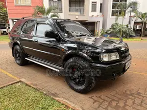 Isuzu Rodeo 2002 Black