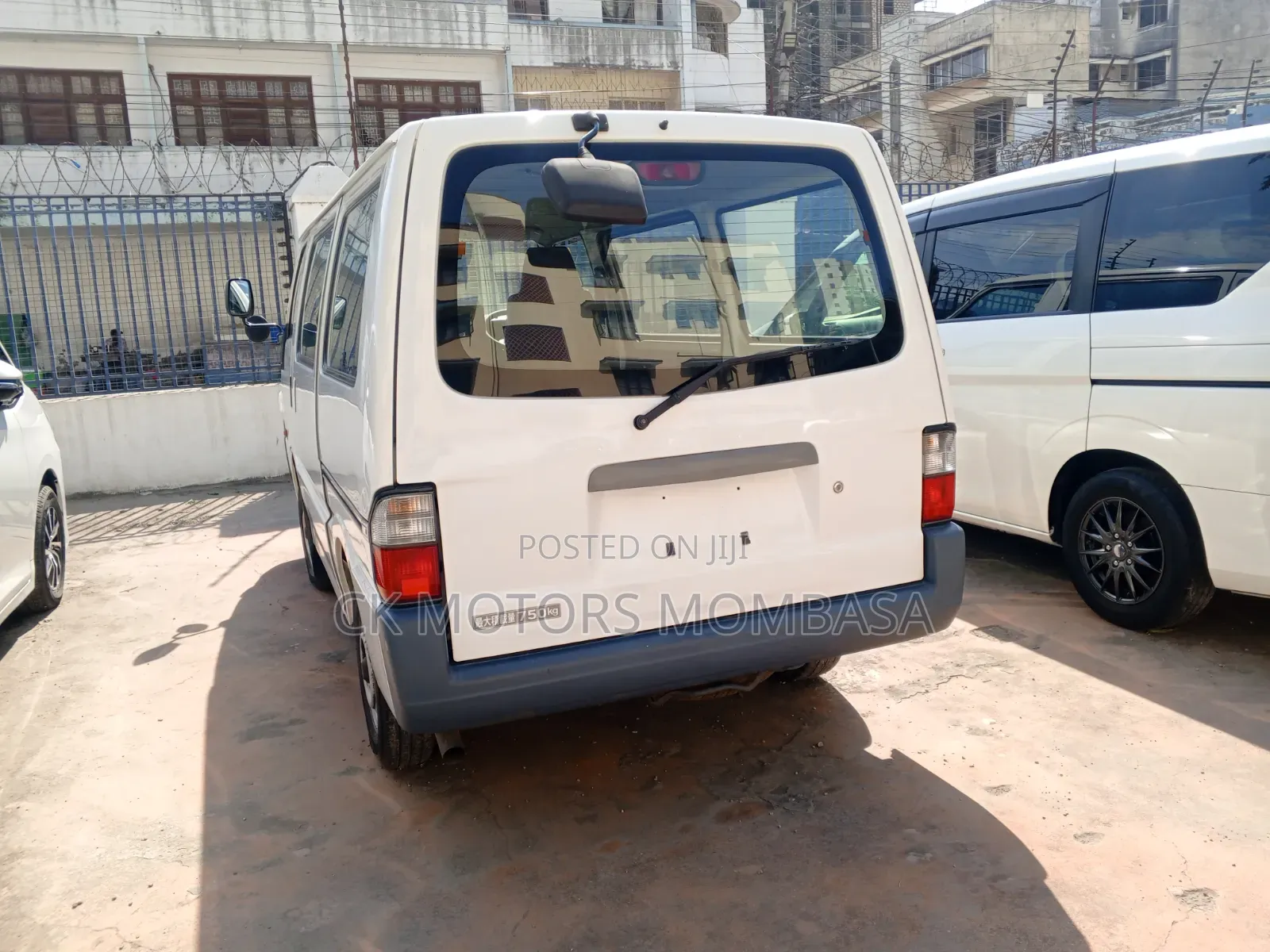 Mazda Bongo 2013 White