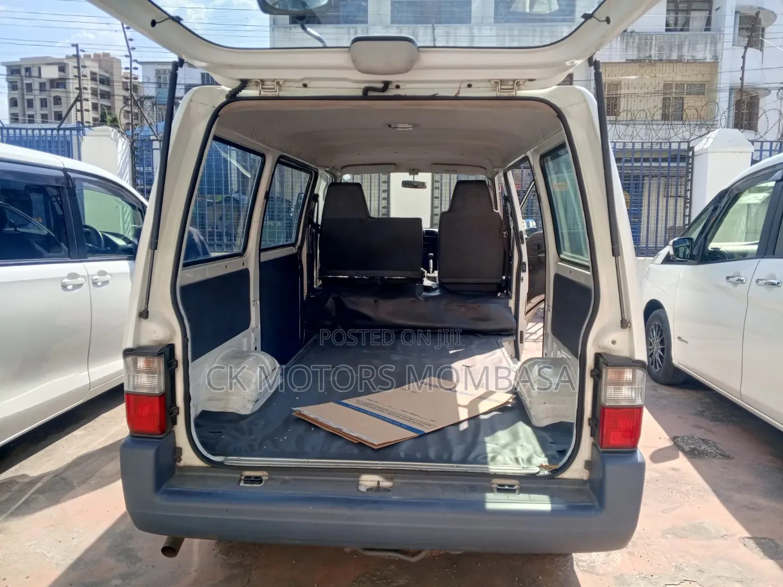 Mazda Bongo 2013 White