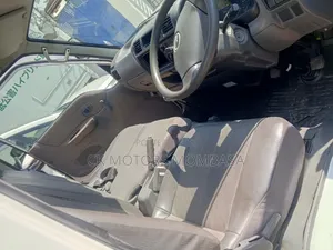 Mazda Bongo 2013 White