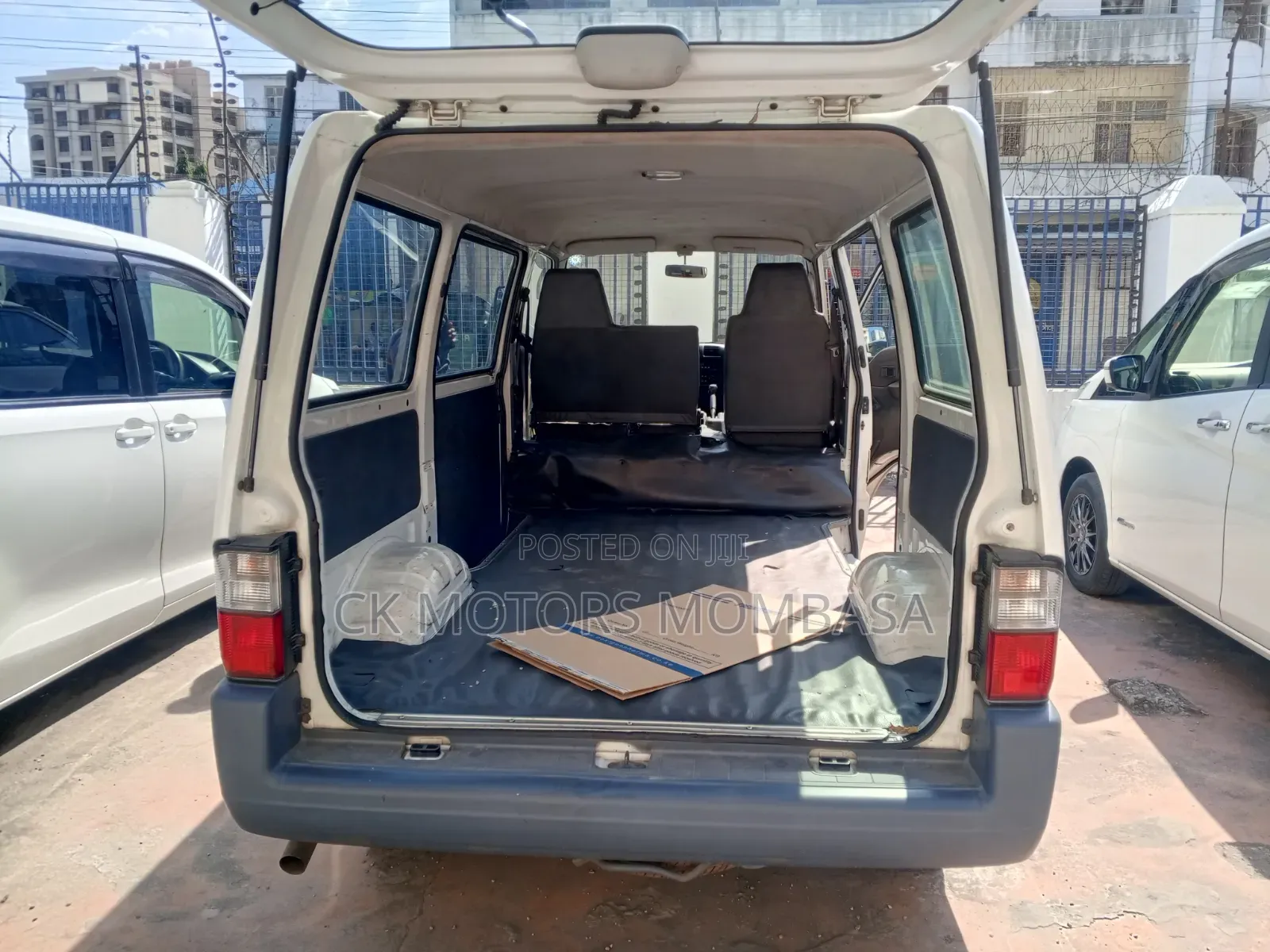 Mazda Bongo 2013 White