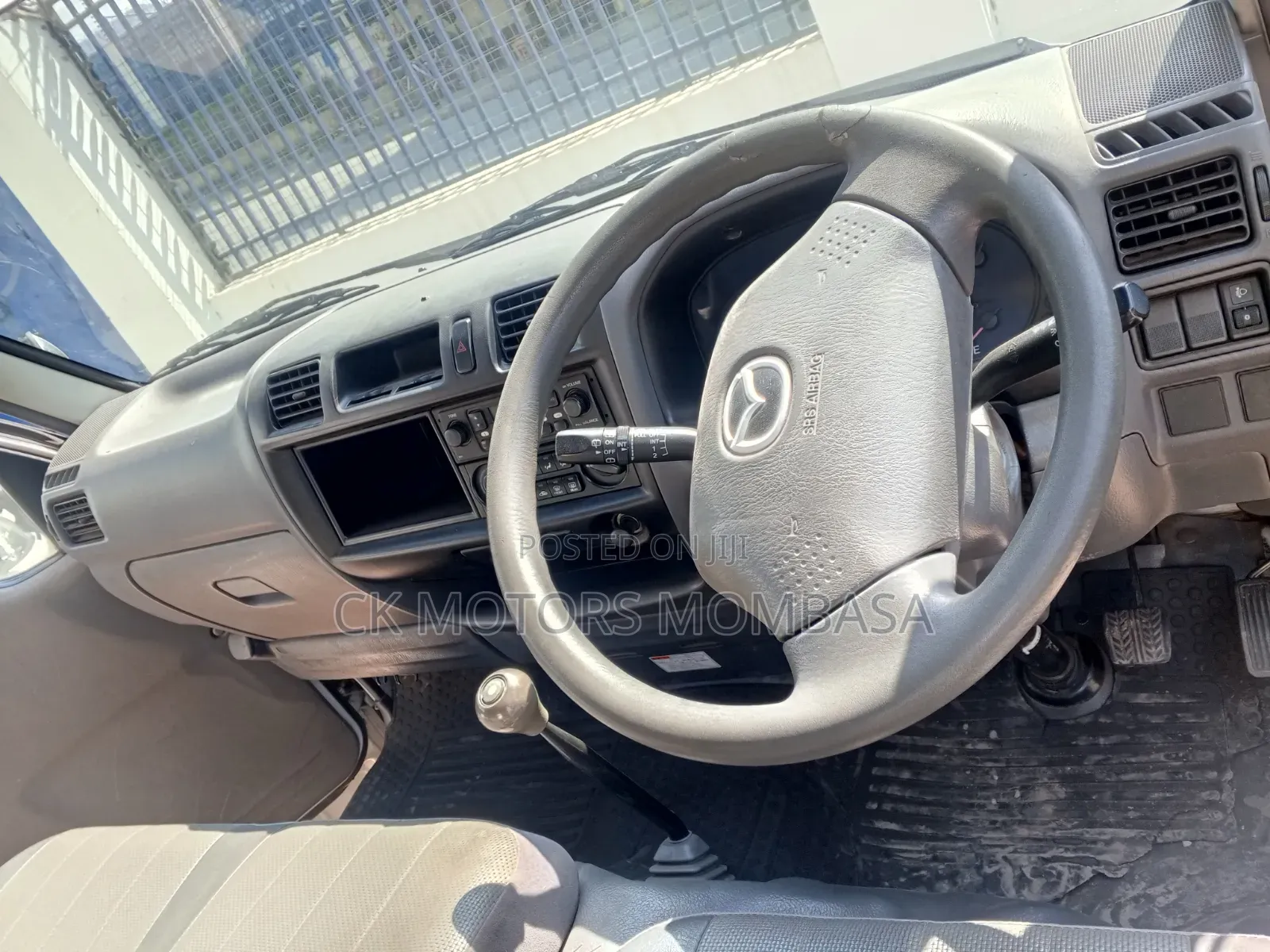 Mazda Bongo 2013 White