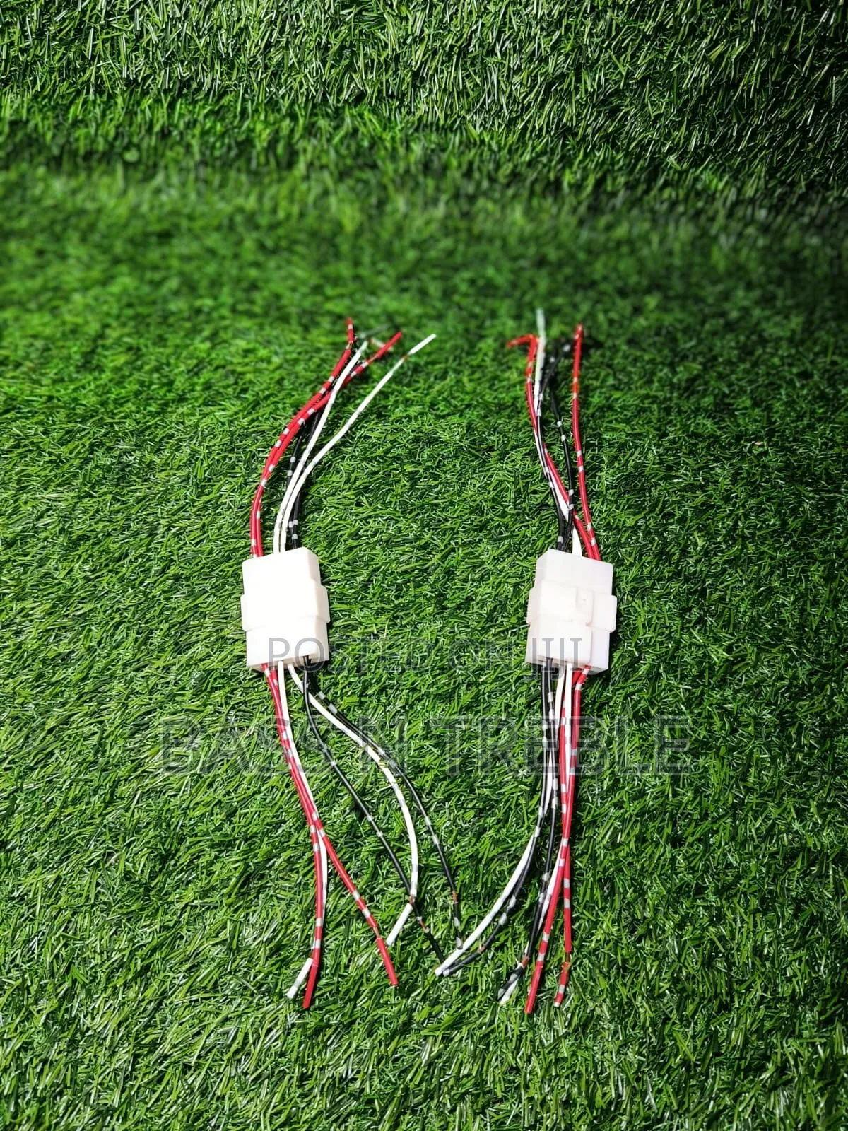 Speaker Connector