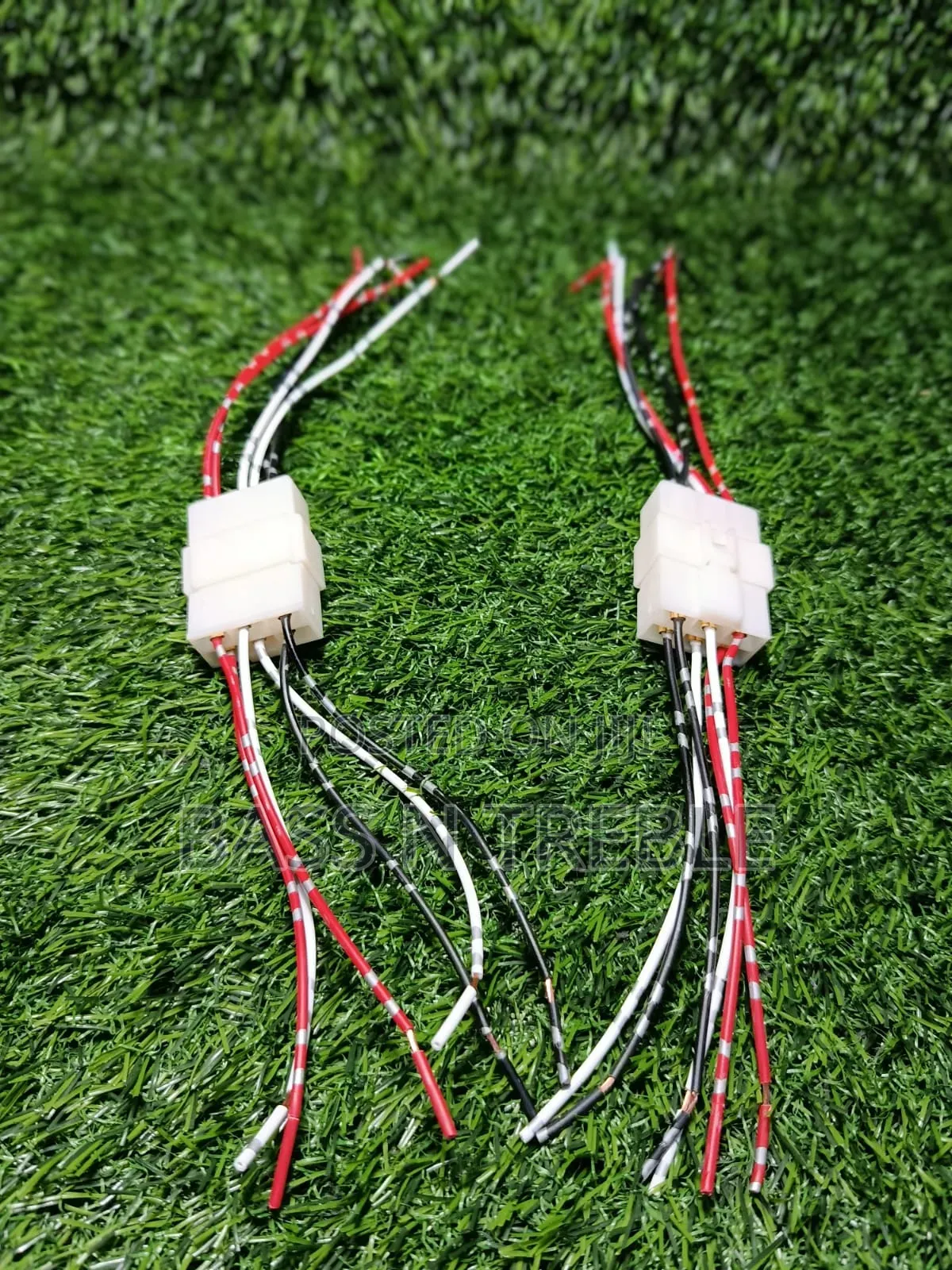 Speaker Connector