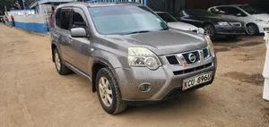 Nissan X-Trail 2011 Silver