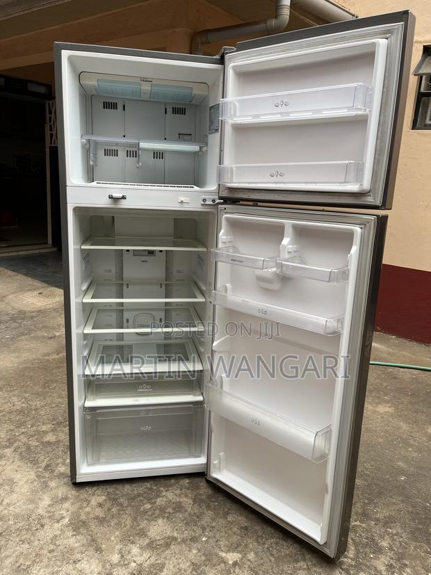 Refrigerator - thumbnail 3