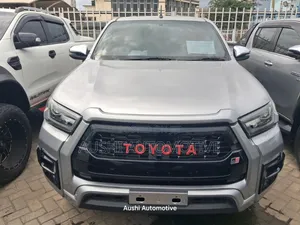 Toyota Hilux 2021 Silver