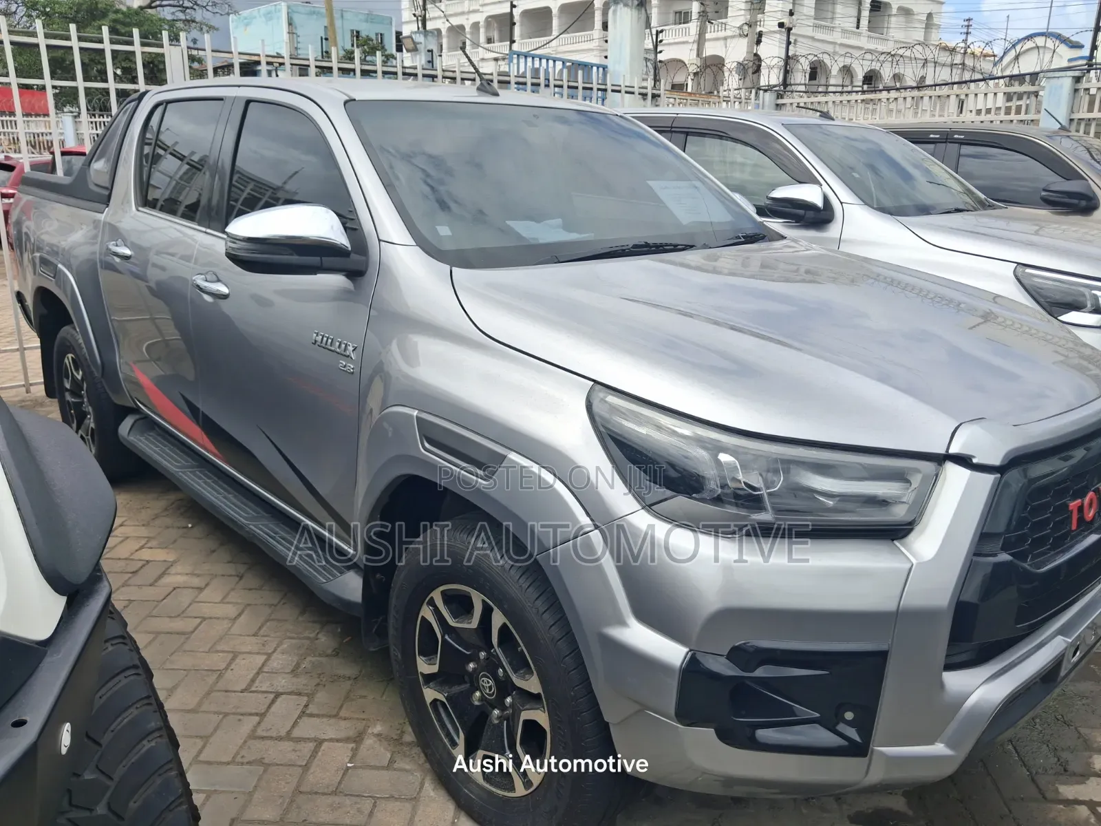 Toyota Hilux 2021 Silver