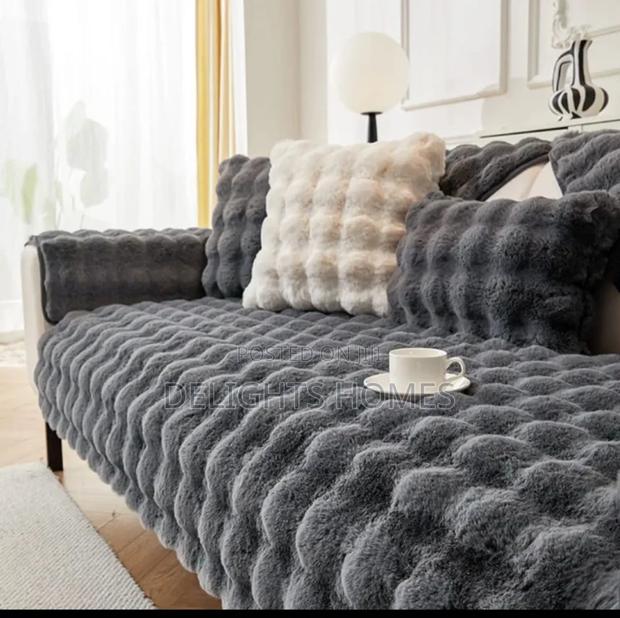 Plush/ Stylish Fur Seatcovers_ Sc - thumbnail 3