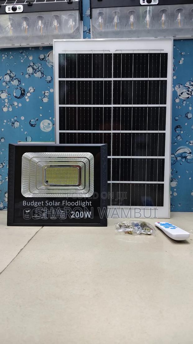 New 200W Budget Solar Floodlight/200w Budget Solar Floodlight - main view