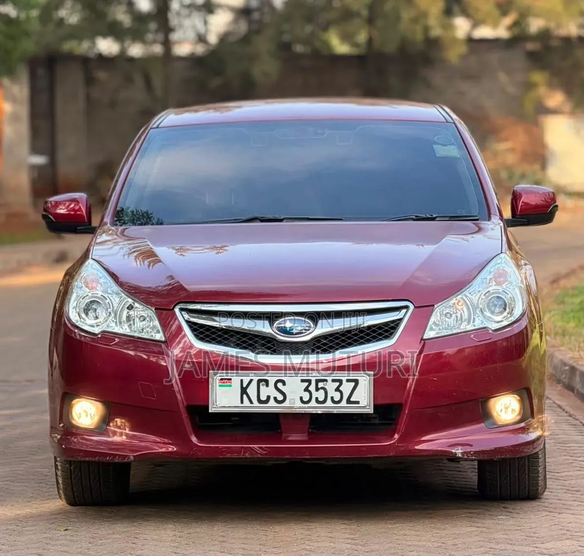 Subaru Legacy 2011 Red