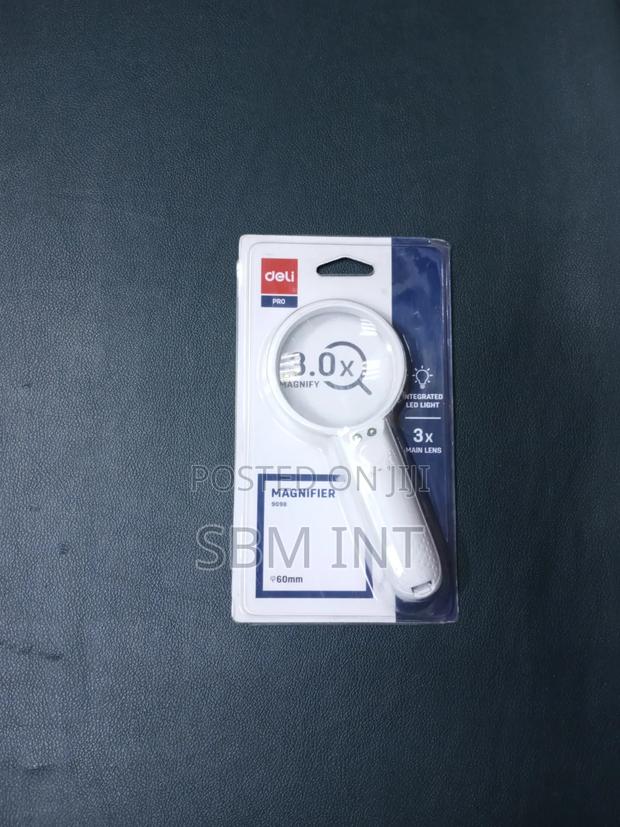 Hand Magnifier Lense - main view