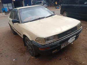 Toyota Corolla 1990 Beige