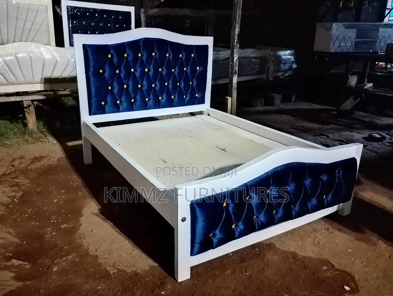5x6 Navy Blue Tufted Mocket Bed