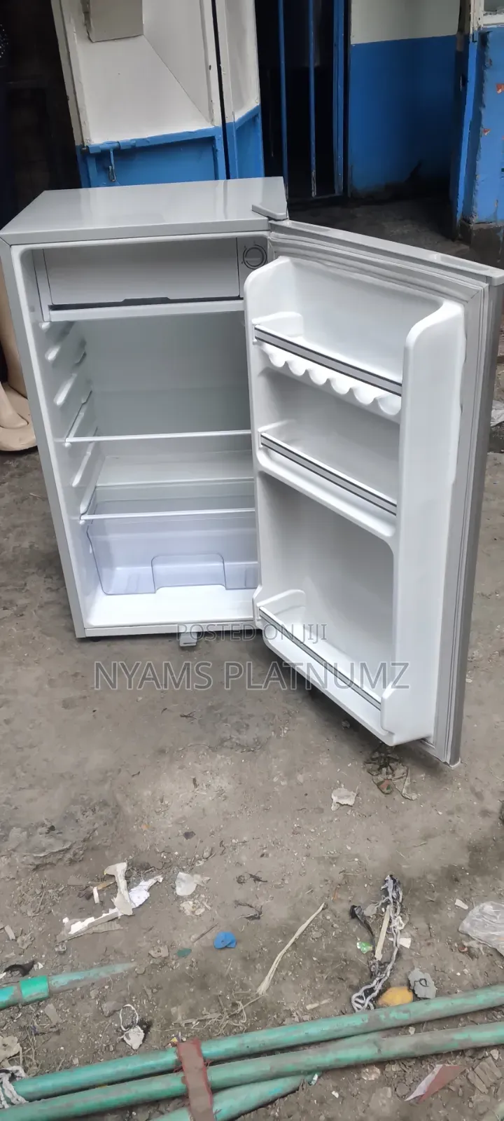 Ramptons 90l Fridge Very Clean