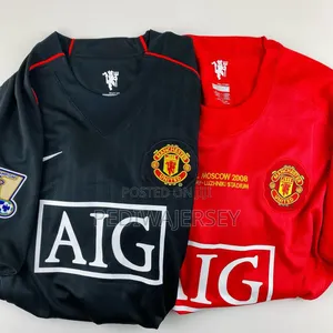 Manchester United 2008 Retro Kit