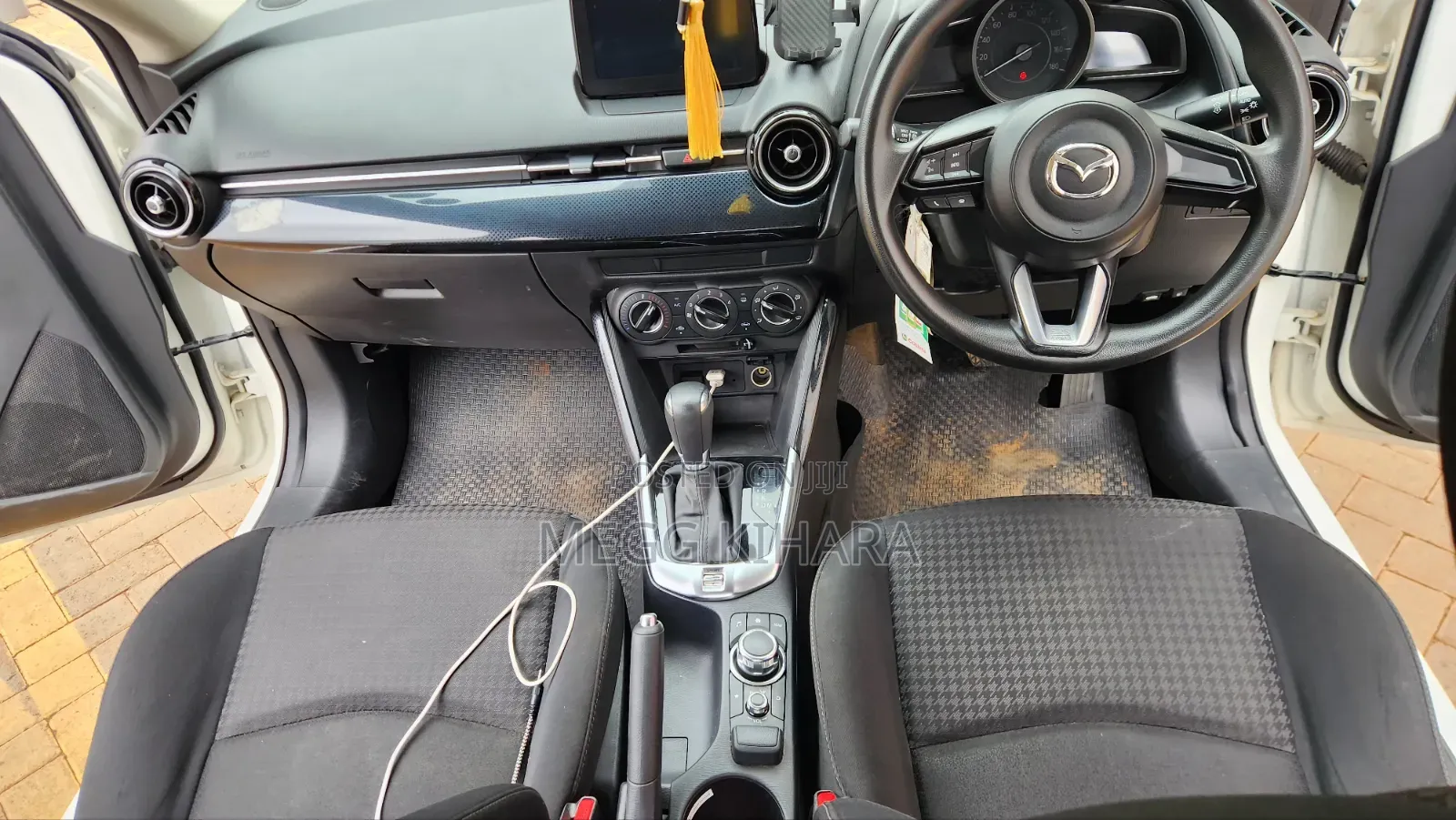 Mazda Demio 2018 White