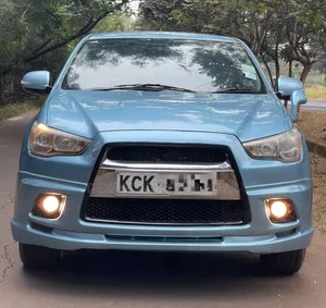 Mitsubishi RVR 2.0 2011