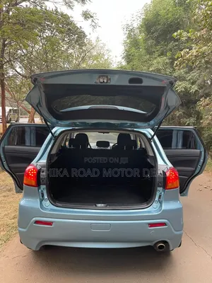 Mitsubishi RVR 2.0 2011