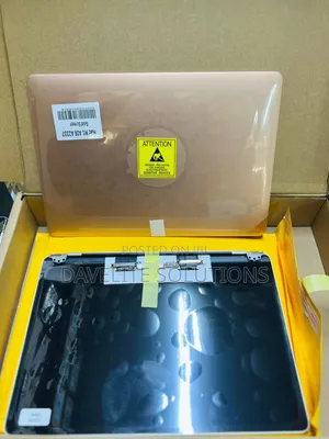 Macbook Screen Replacement