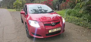 Toyota Auris 2007 Red