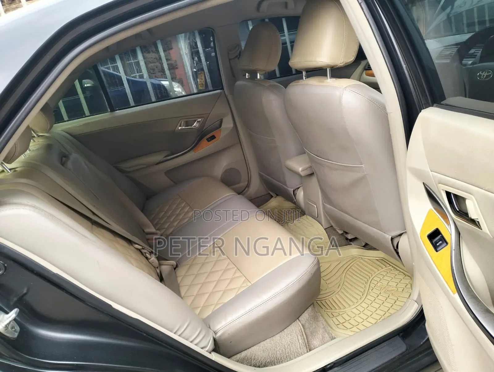 Toyota Premio 2010 Black