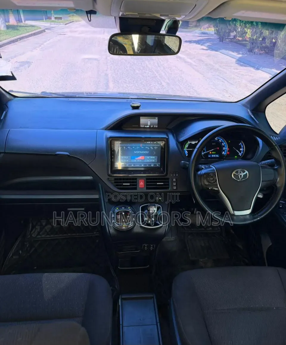 Toyota Noah 2016 Black