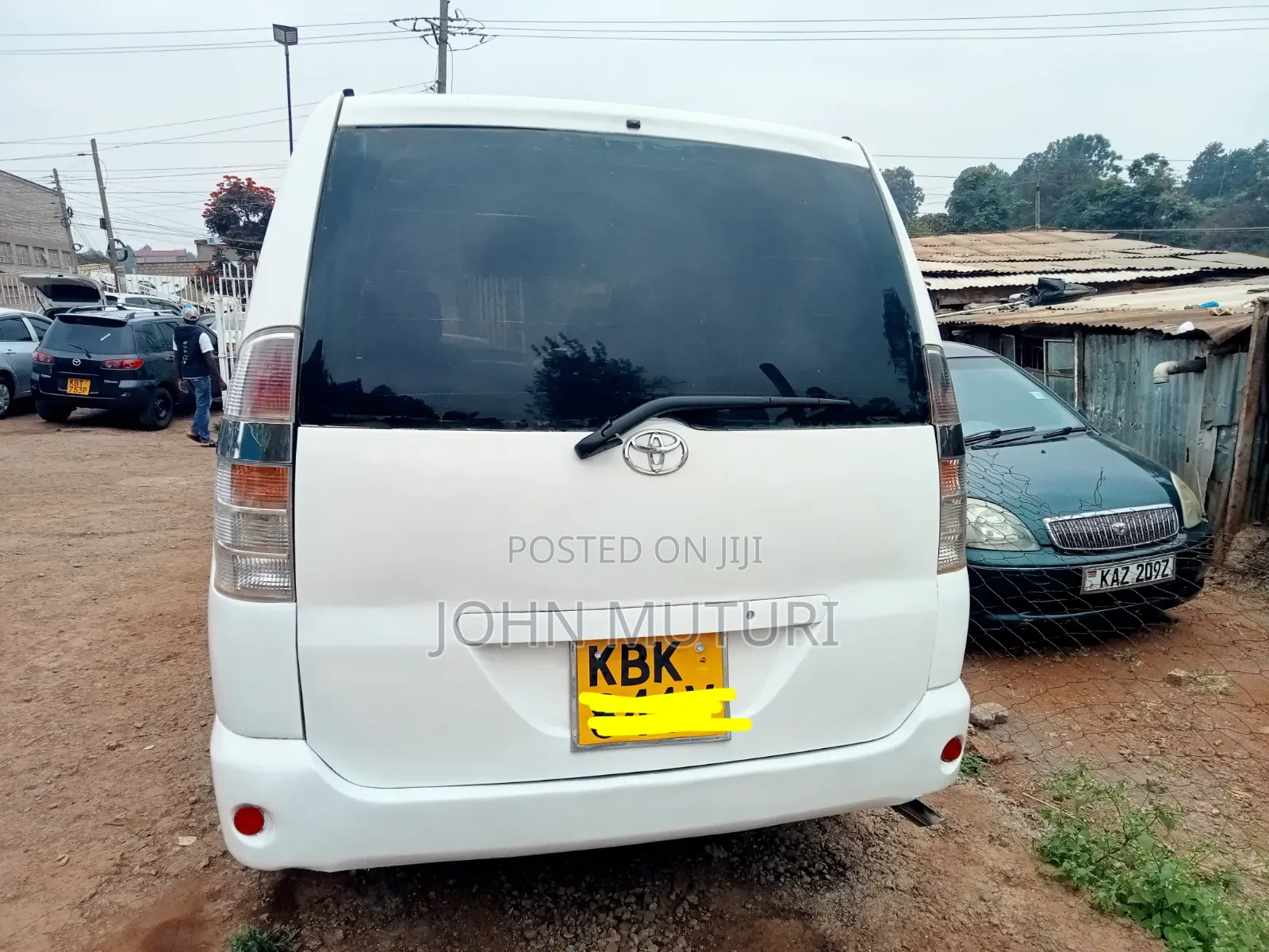 Toyota Voxy 2006 White